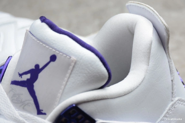 CT8527-115 Jordan Purple Court Air 4 0821